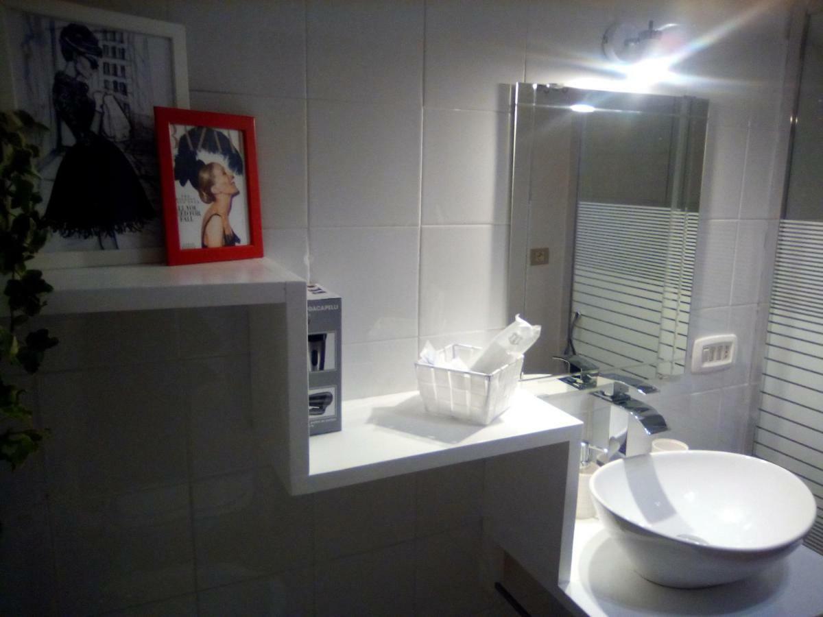 Anna Home In Chiaia Naples Luaran gambar